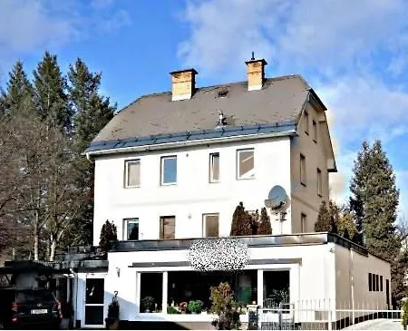 White House Klagenfurt-3
